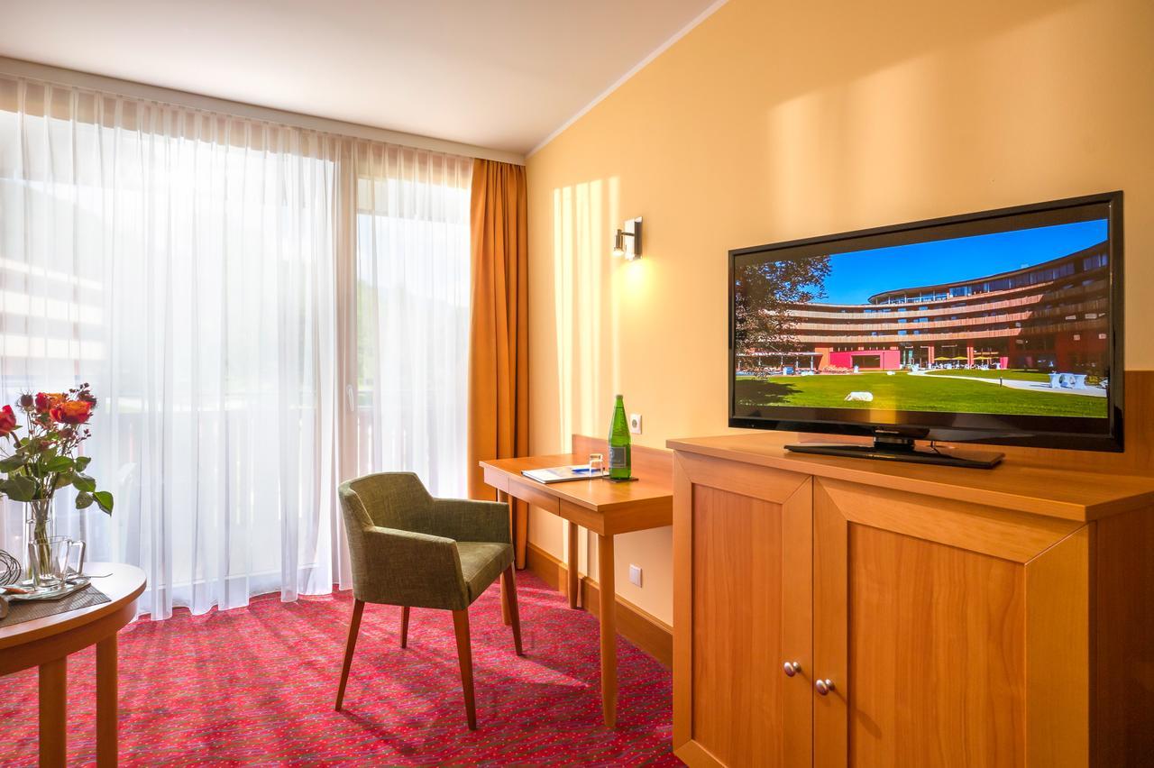 Vivea Gesundheitshotel Bad Goisern Εξωτερικό φωτογραφία